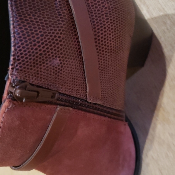 DIBA Orange Booties Nwot - Picture 6 of 9